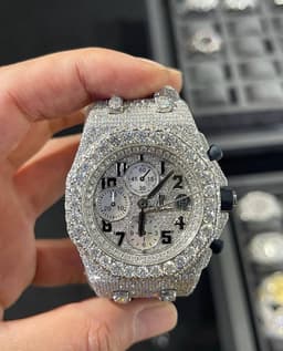 AUDEMARS PIGUET ROYAL OAK OFFSHORE 42MM - FULLY ICED OUT SAT